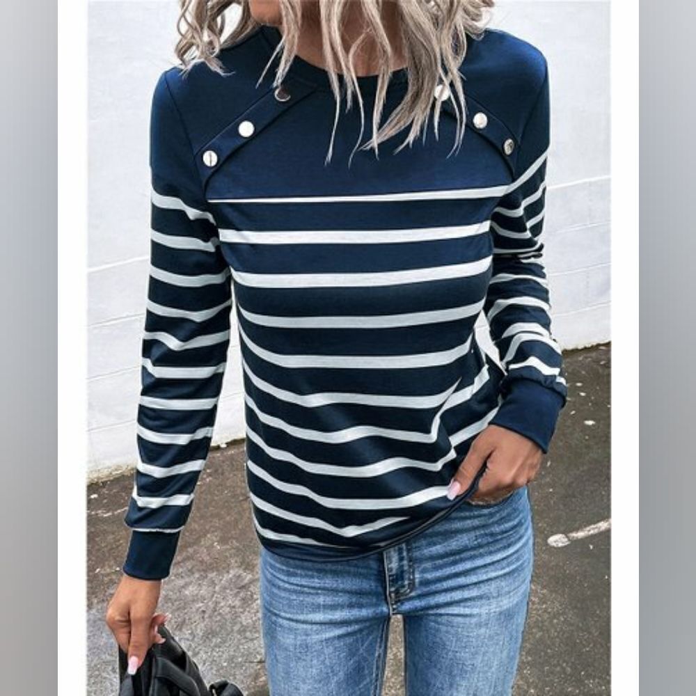 La Mode Button-Snap Long-Sleeve Top sz XXL